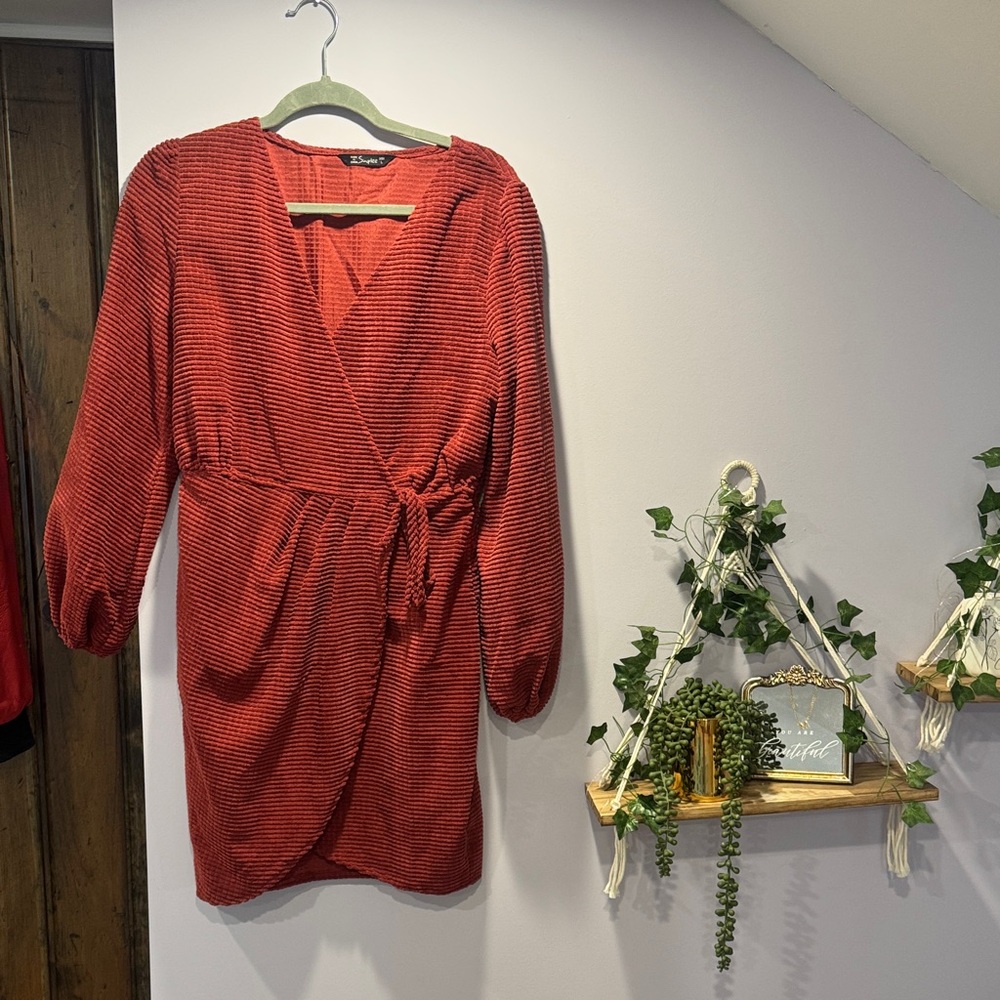 Simplee Apparel Red Long Sleeve Dress